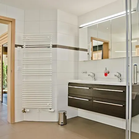 Holiday home Chalet Rothenegg Mit Spa-bereich